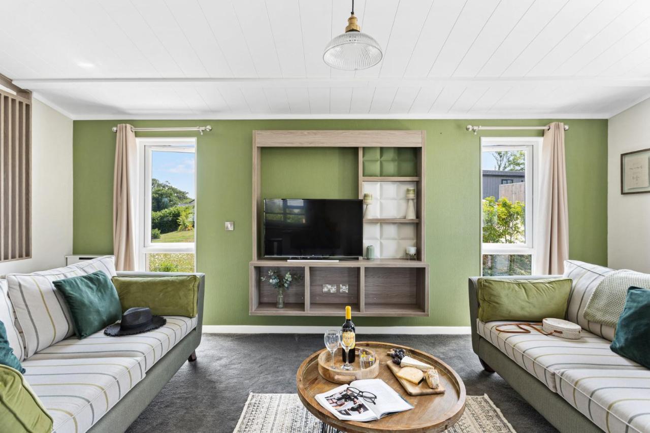 Rose Lodge, 21 Roadford Lake Lodges Lifton Luaran gambar